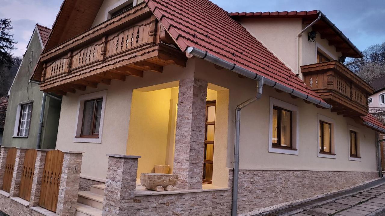 Villa Casa Hetrea Sighişoara Exterior foto